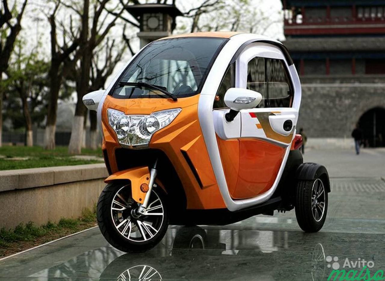 Трискутер с кабиной. Трицикл Triscooter. Трицикл с кабиной Redant 2200. Электроскутеры 4 колесный с кабиной модель Велес. Скутер трицикл Triscooter Avrora 2000w el (ev) с кабиной.