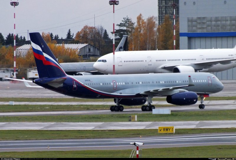 Ту-204-100с грузовой