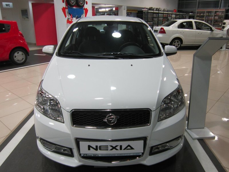 Равон Nexia r3
