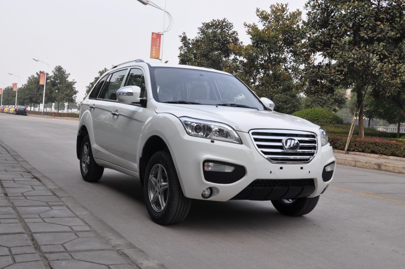 Китайский кроссовер Lifan x60