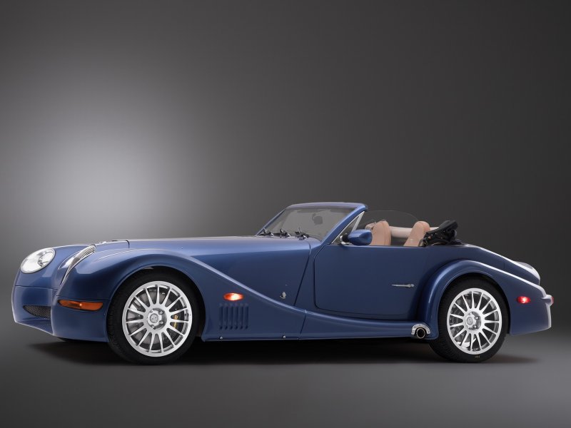 Машина Morgan Aero