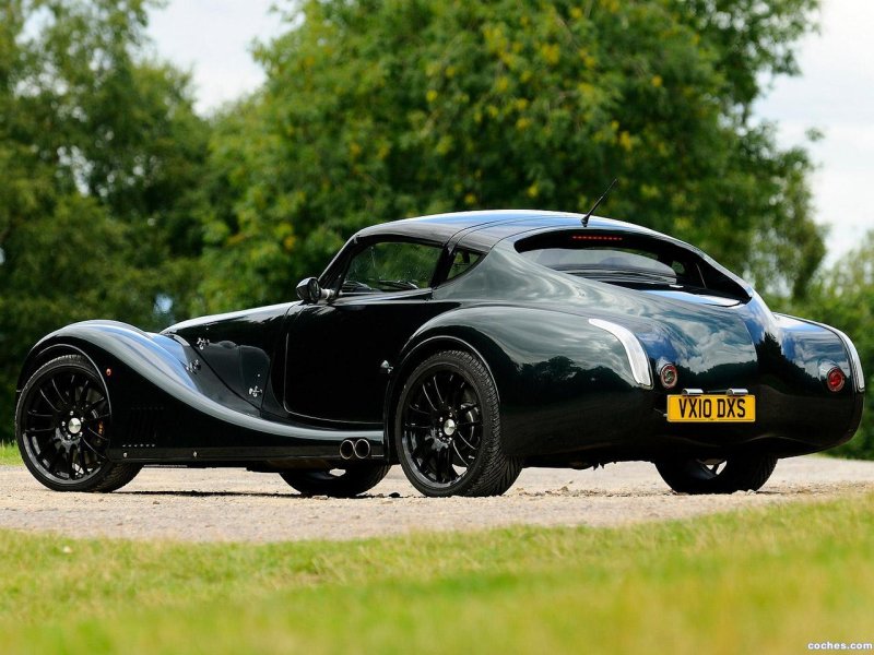Машина Morgan Aero