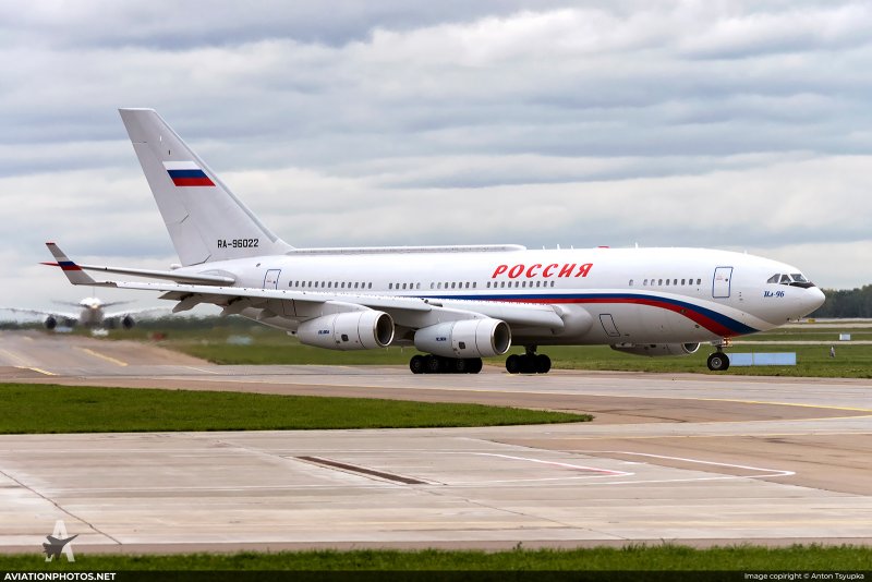 Самолет Россия ил 96