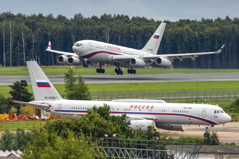 Самолет Ильюшин ил 96-300