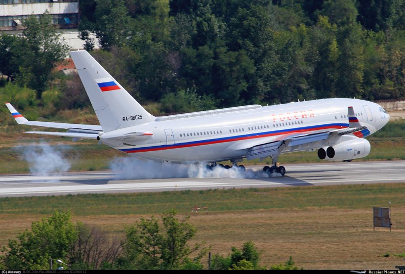 Ил 96 300 крыло