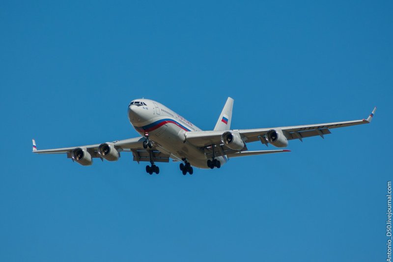 Ил 93-300