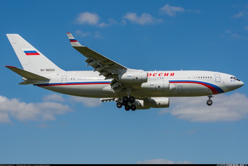 Ilyushin il-96-300pu самолет