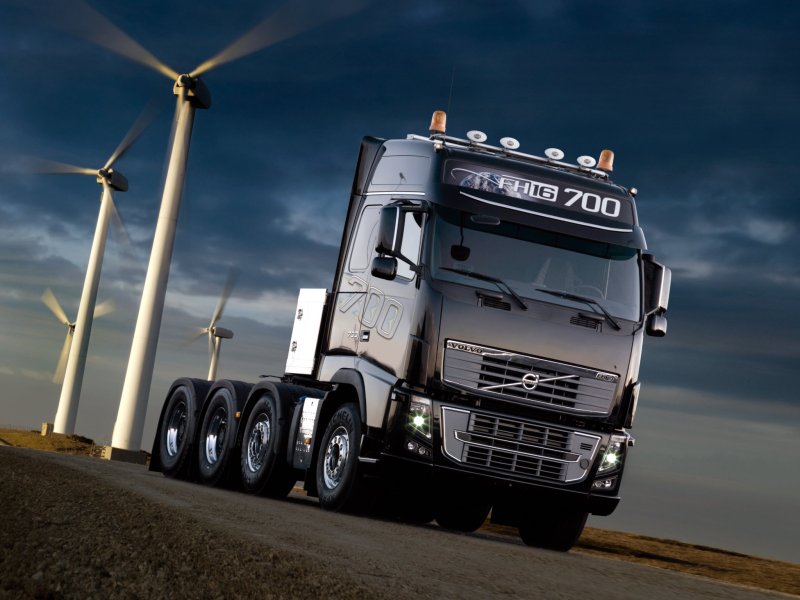 Тягач Volvo fh16