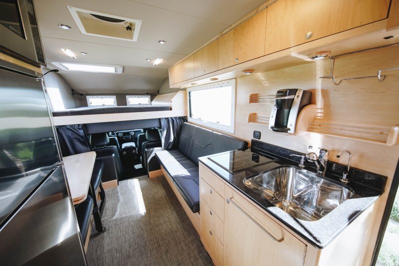 Ford EARTHROAMER XV-LTS Camper