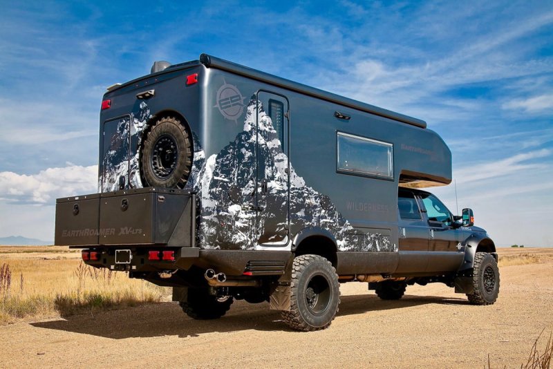 EARTHROAMER XV-LTS F-550