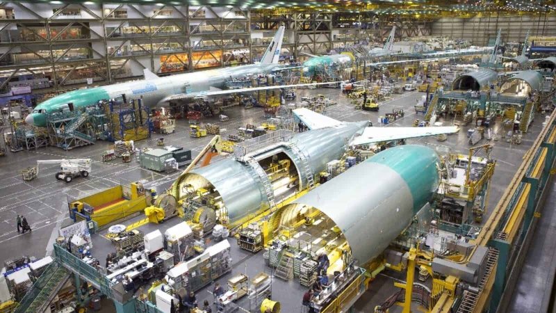 Сборочный цех Boeing 777