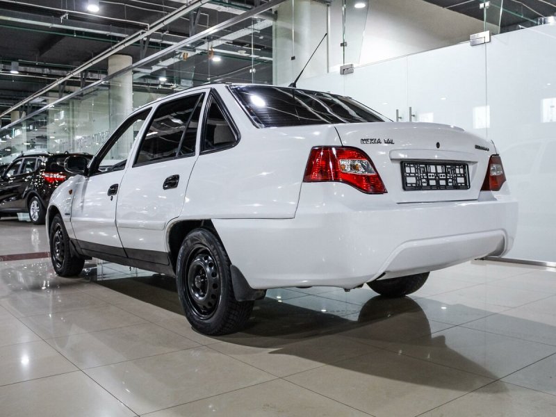 Daewoo Nexia 2012 год