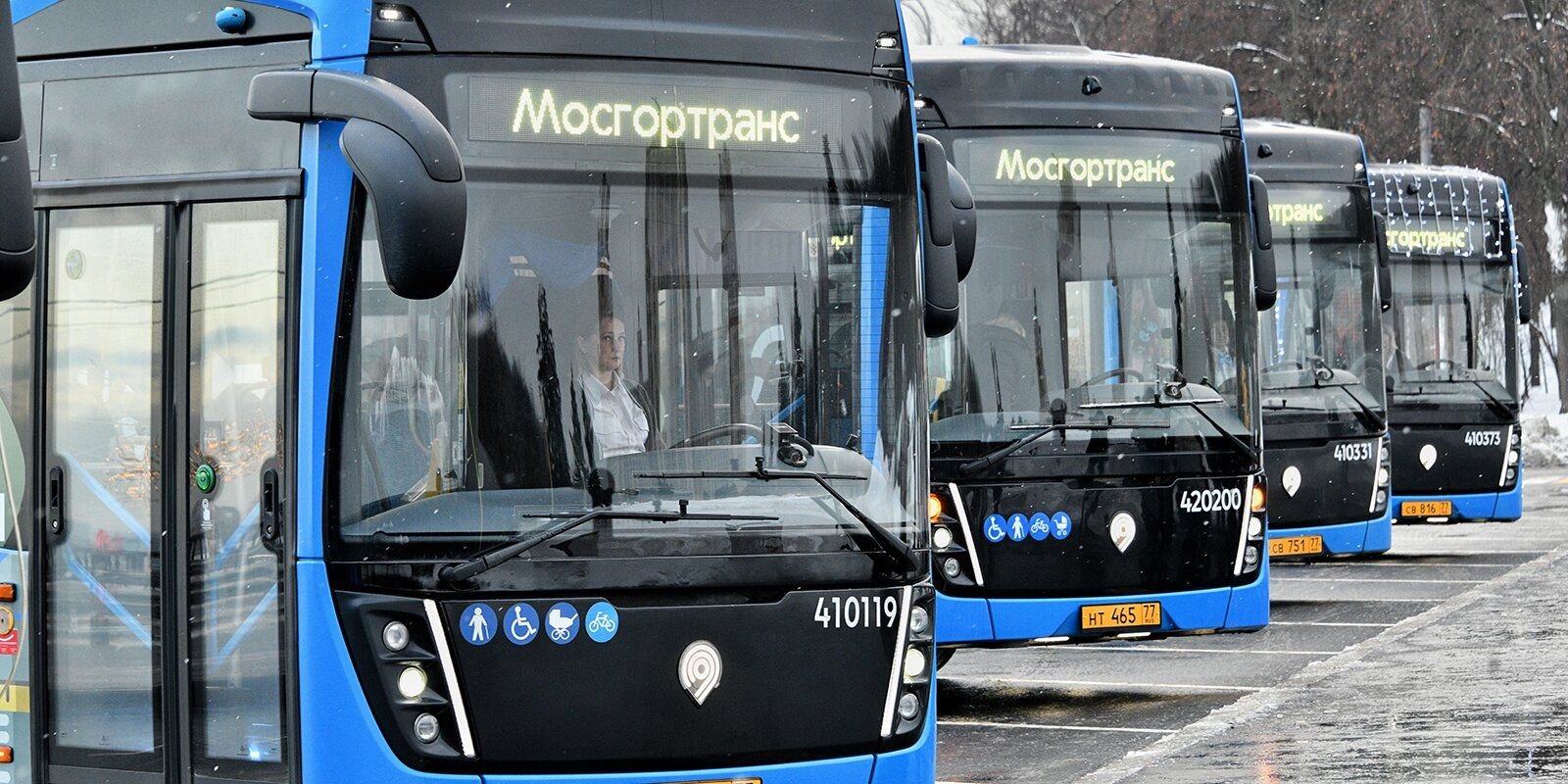 Первый электробус маршрута м99. Электробус КАМАЗ-6282. Электробус Мосгортранс 2022. Новый электробус ЛИАЗ 2023. Автобусный парк электробусов.
