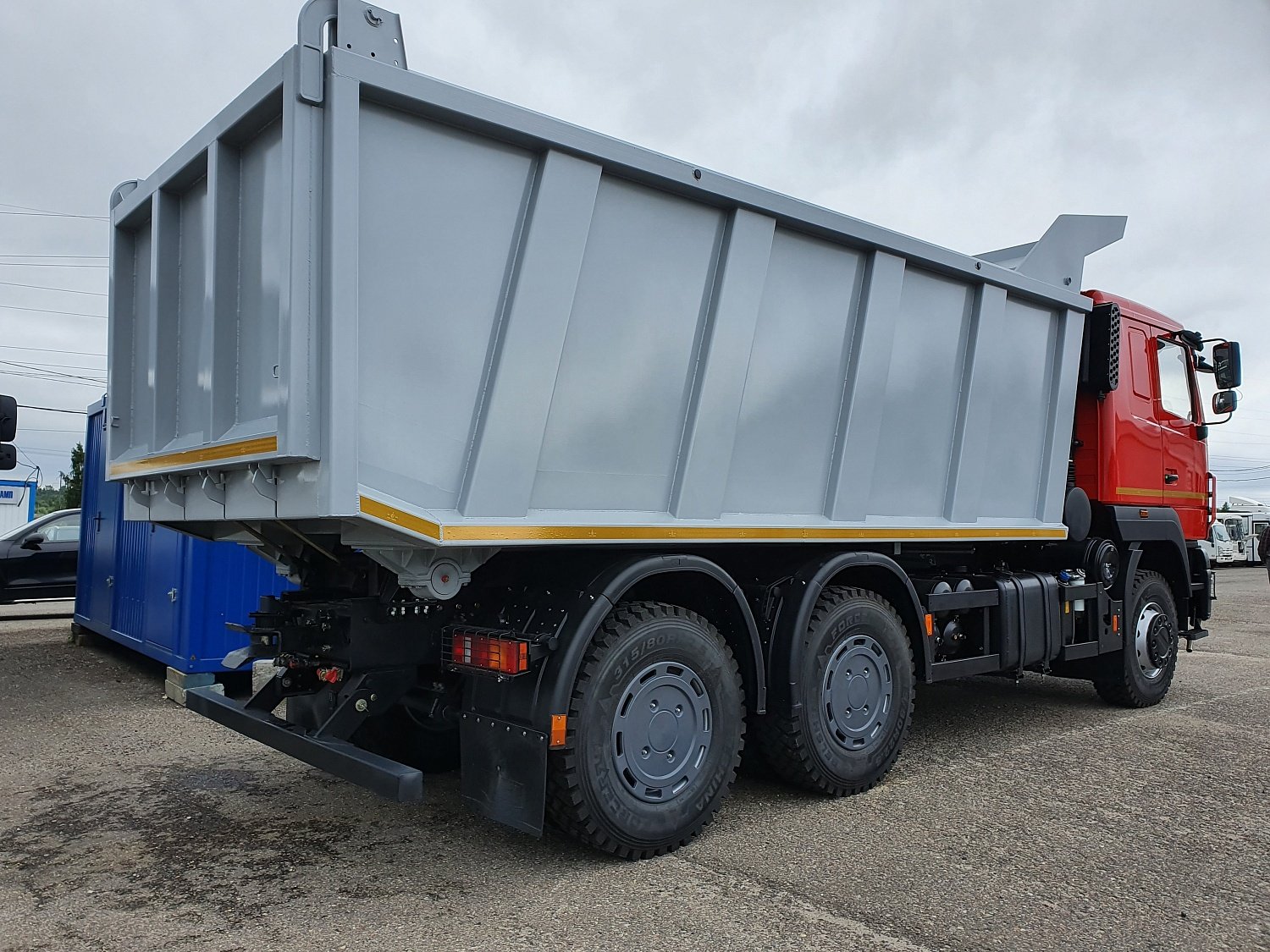 Маз 6501в9 самосвал. Маз 650128. Маз 650128 самосвал. Маз 650128 самосвал. Самосвал 6х4 маз 650128-575-000.