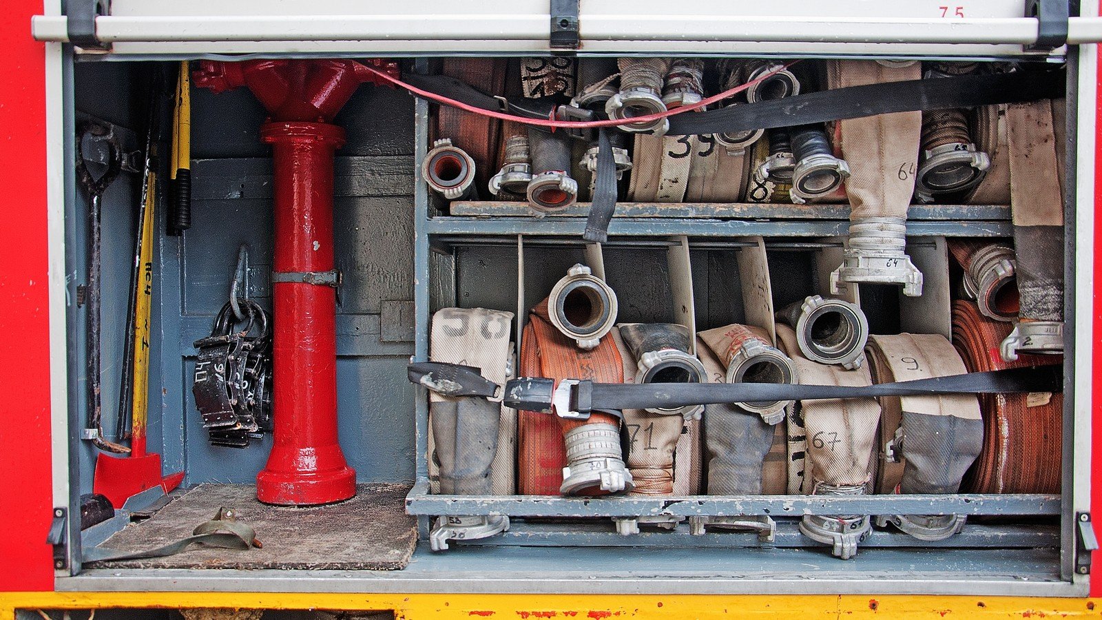 Хранение пожарных автомобилей