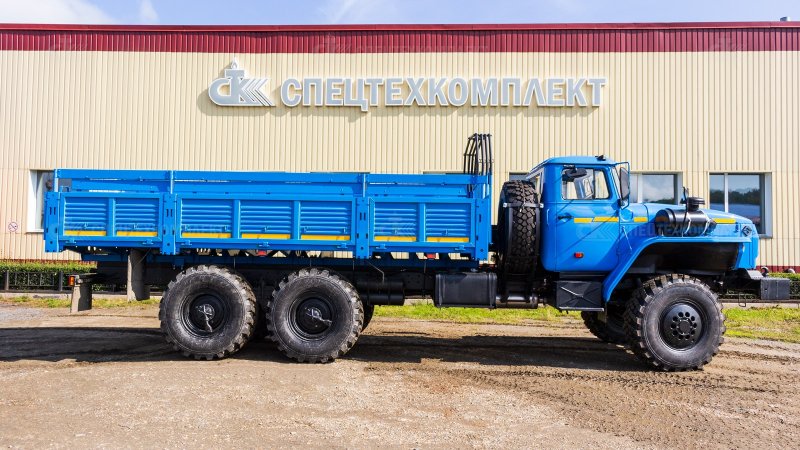 Урал 4320 бортовой
