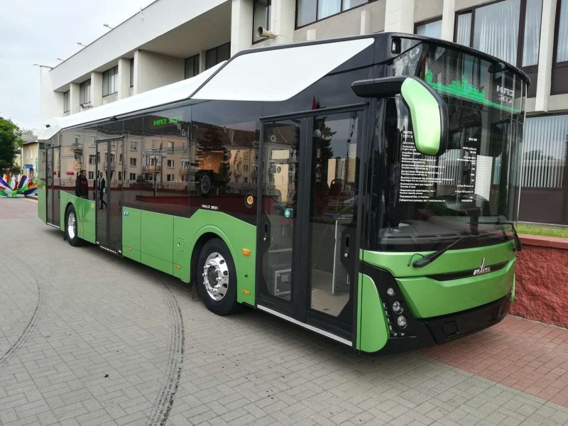 Новый МАЗ 303