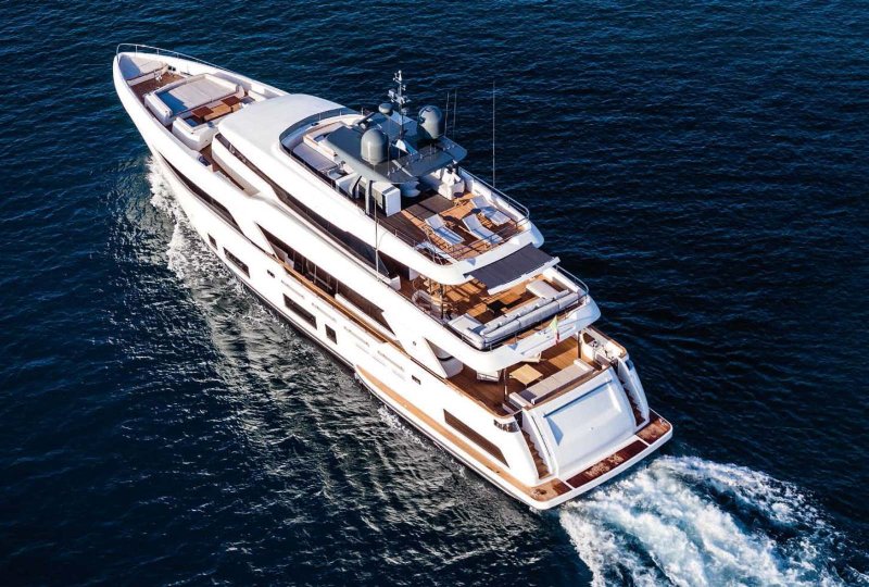 Яхта Navetta 37