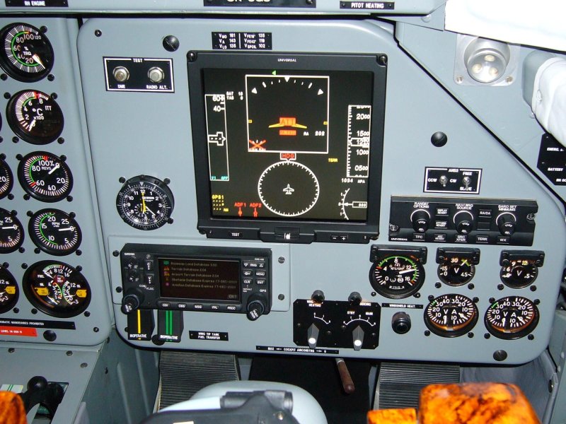 Л-410 УВП Е-20 кабина