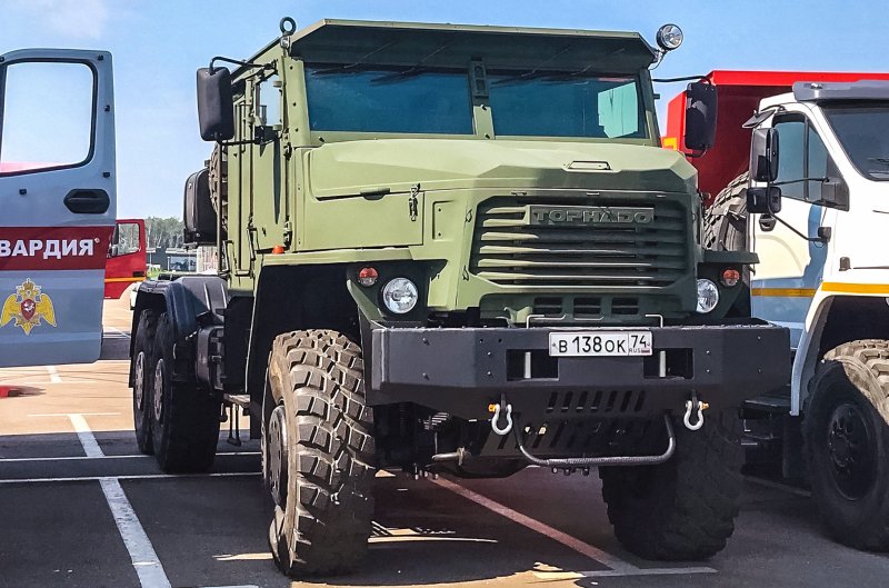 Урал 6370 армейский