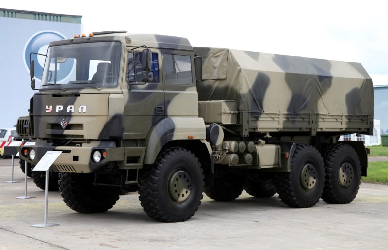 Урал 6370
