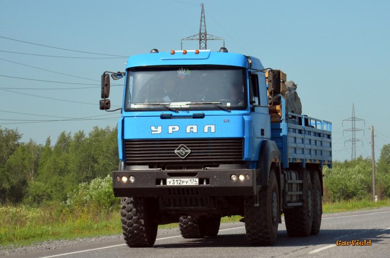 Урал Безкапотник 6370 тягач