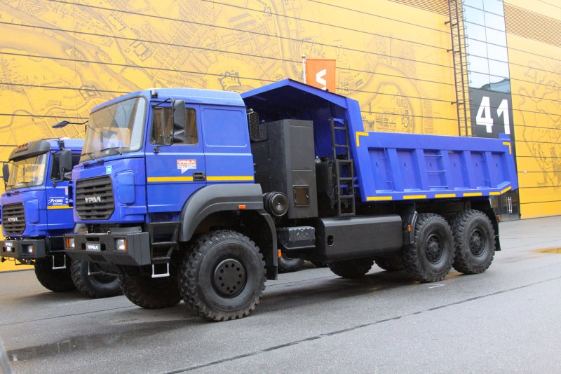 Урал 6370 седельный тягач