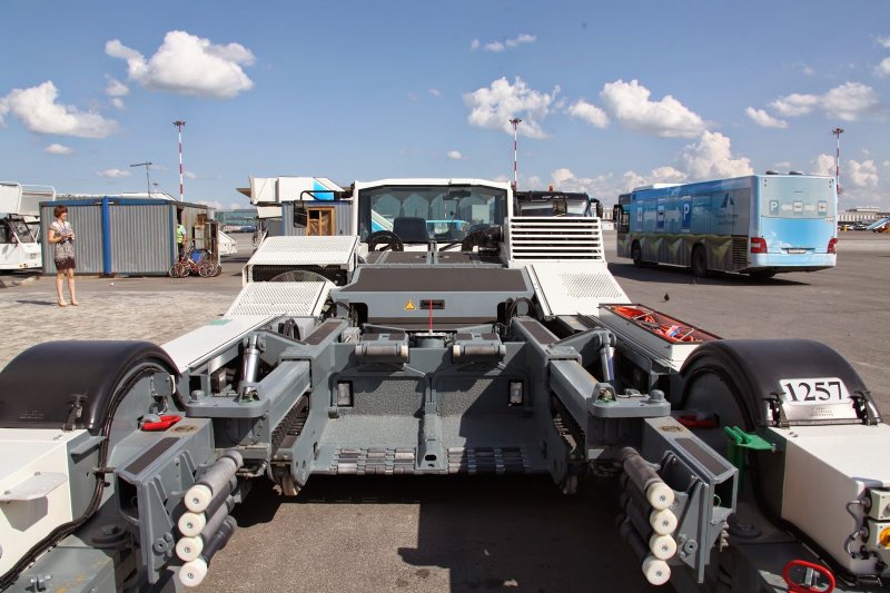 Goldhofer AST-2 R 210