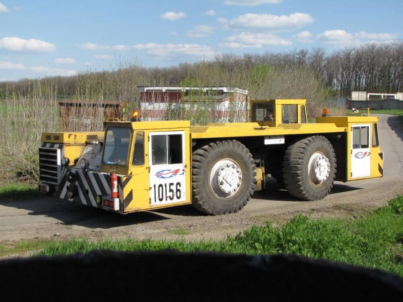 БЕЛАЗ 6411