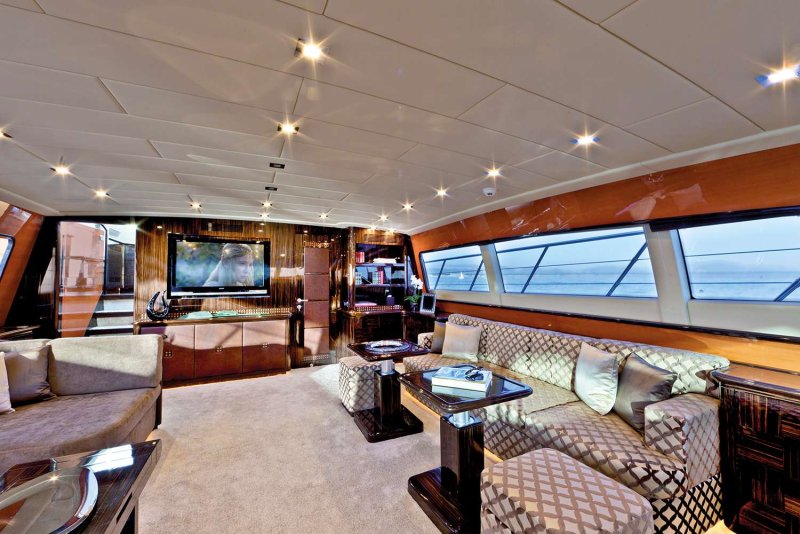 Mangusta 105 Yachts