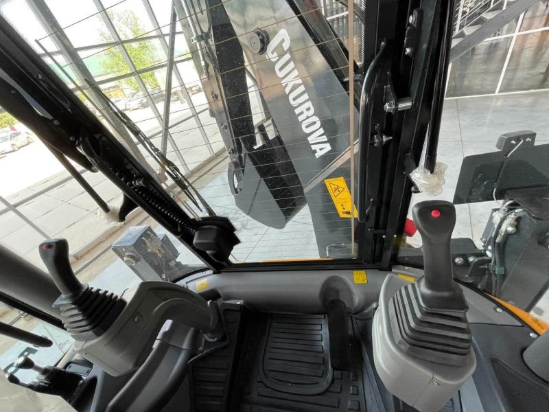 Чукурова 888 экскаватор погрузчик