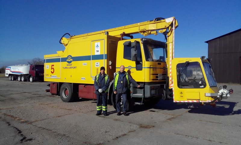 Аэродромная противообледенительная машина xsgd2200