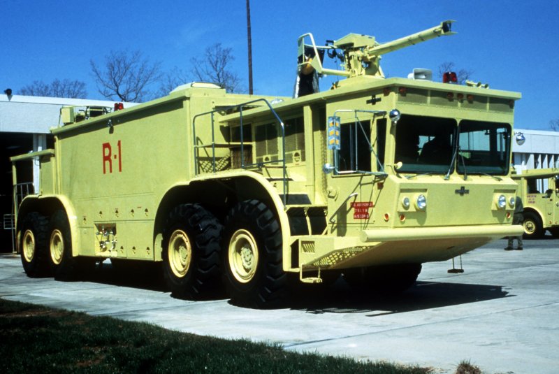 Oshkosh p-15