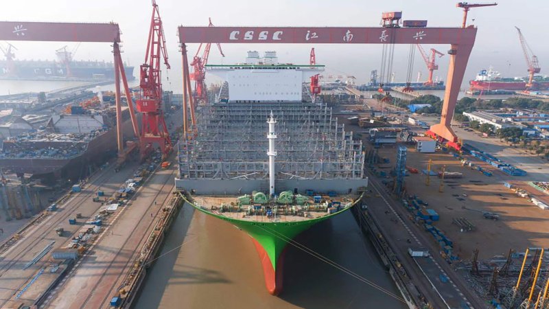 Hudong-Zhonghua Shipbuilding 24 116 teu