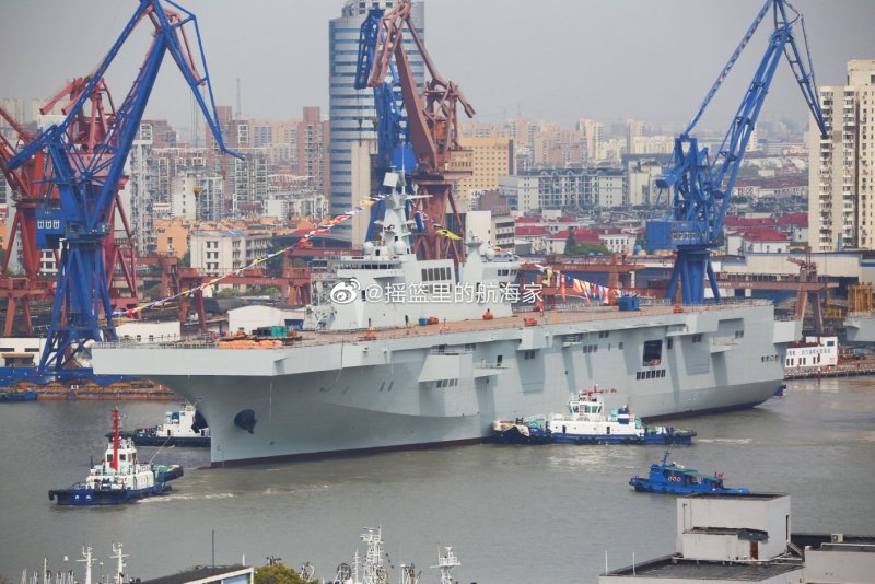 Верфь hudong-Zhonghua Shipyard