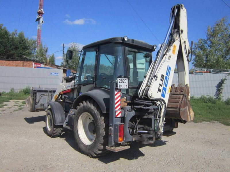 Экскаватор погрузчик Terex 825