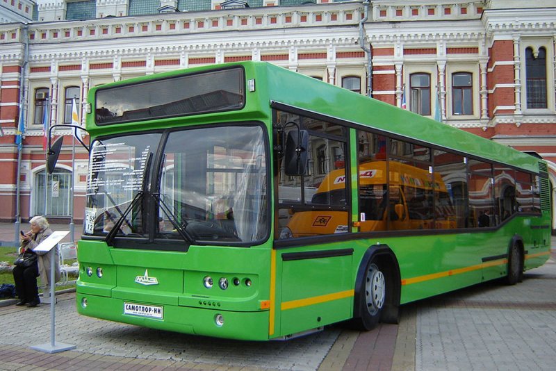 МАЗ 206063
