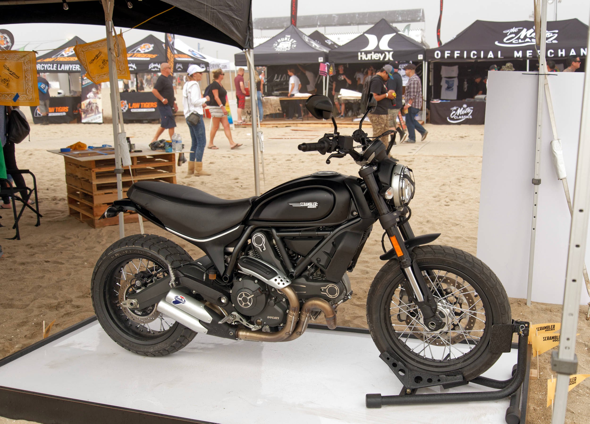 Ducati scrambler 2025 in venom