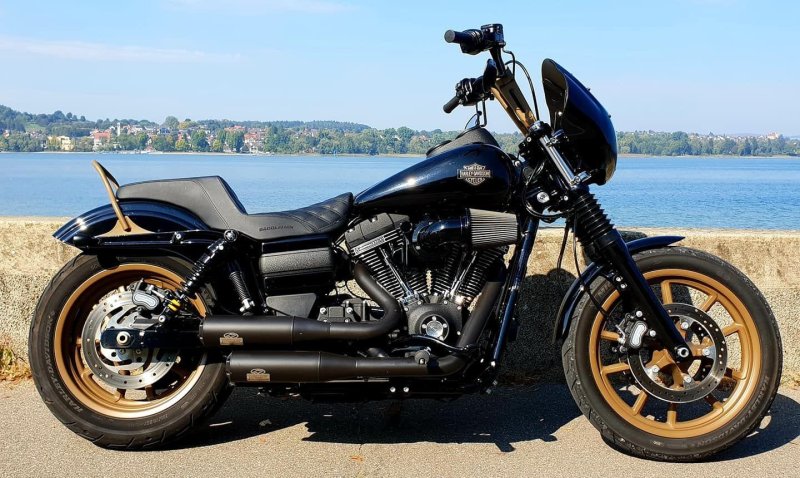 Harley Dyna Lowrider s