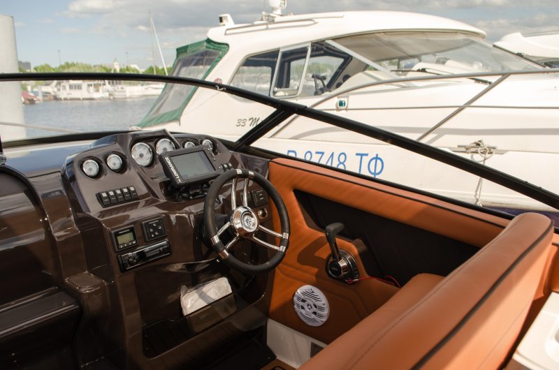 Magniff Marine 290