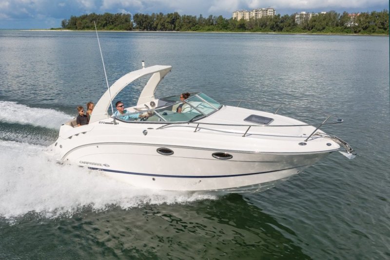Катер Chaparral Signature 24