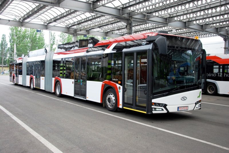 Solaris Trollino 24