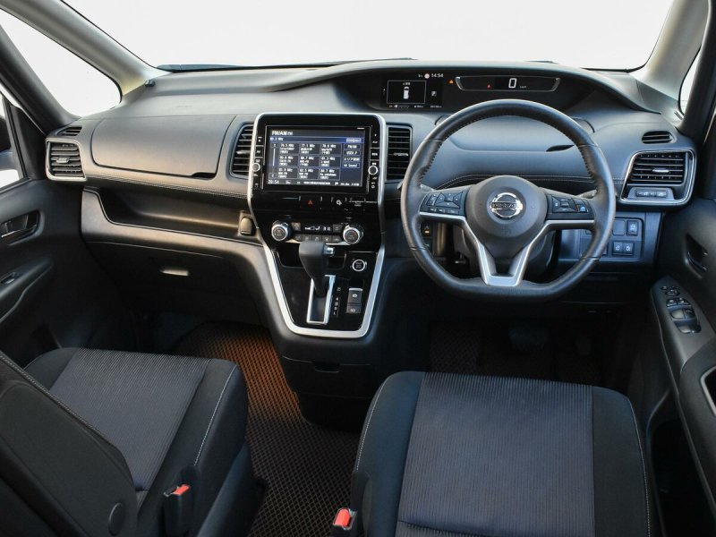 Nissan Serena 2019