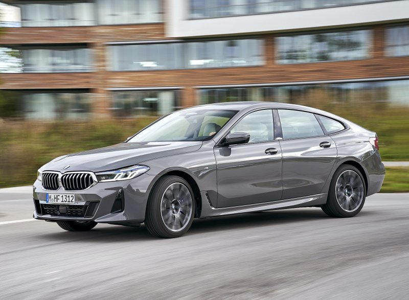 BMW 5 Gran Turismo 2021