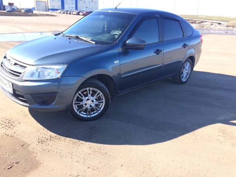 Лада Гранта лифтбек r14