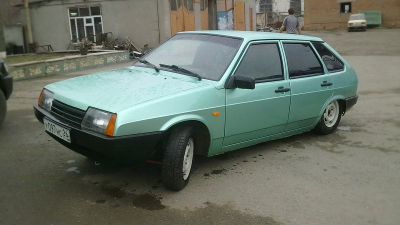 ВАЗ 2109 цвет Осока