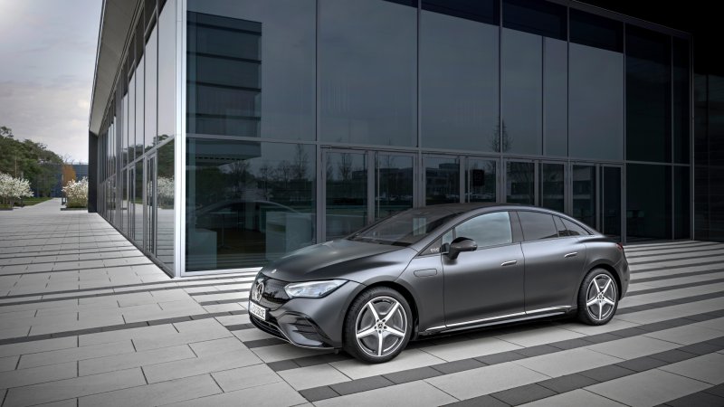 Mercedes Benz 2023