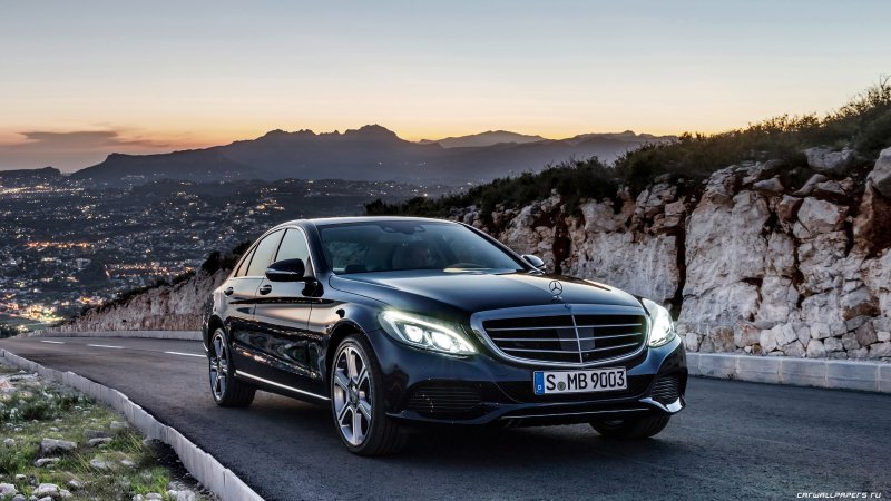 Мерседес-Бенц (Mercedes-Benz).