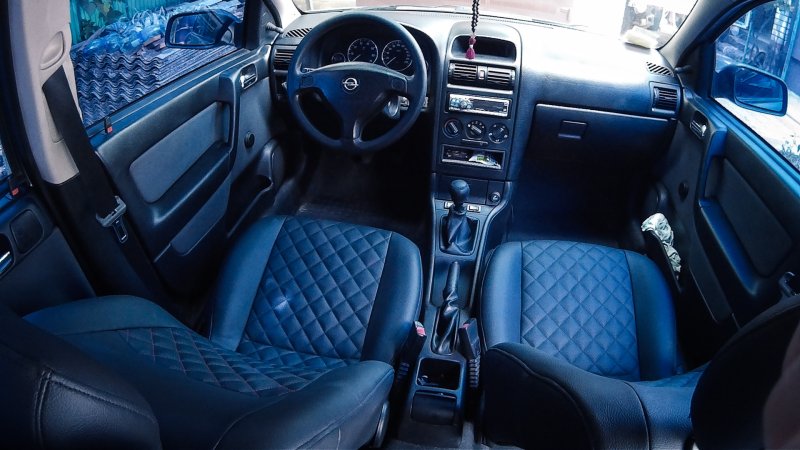 Opel Astra g 2000 хэтчбек салон
