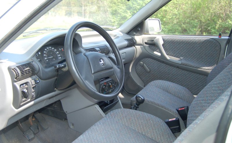 Opel Astra f 1997 салон